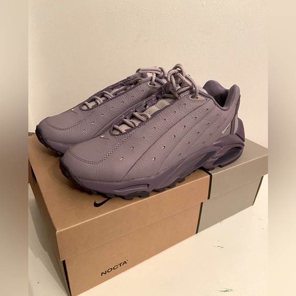 Women’s 8.5 Nocta/Air Hot Step Terra - Picture 1 of 4